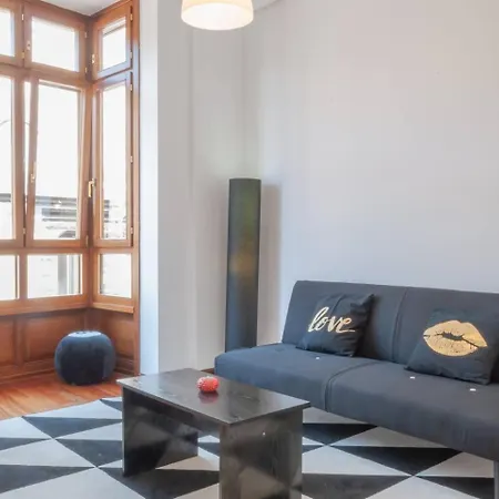 Avg Begona 30 Apartment *