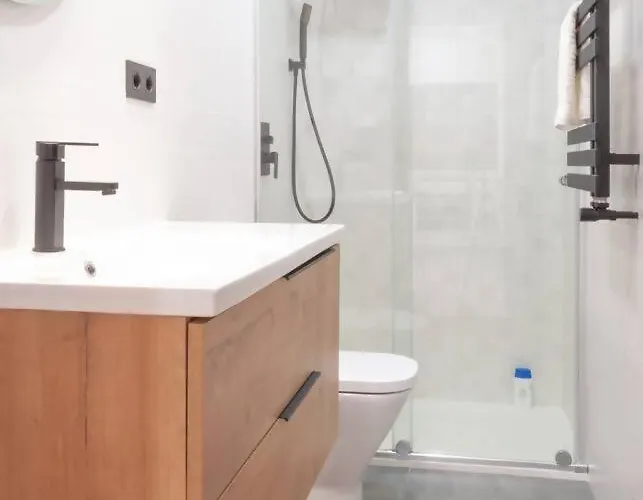 Apartment Avg Begona 30 *